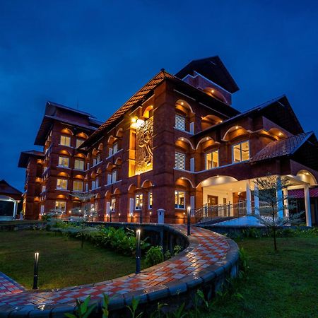 Kumbanad Heritage Hotel Vennikulam Exterior foto